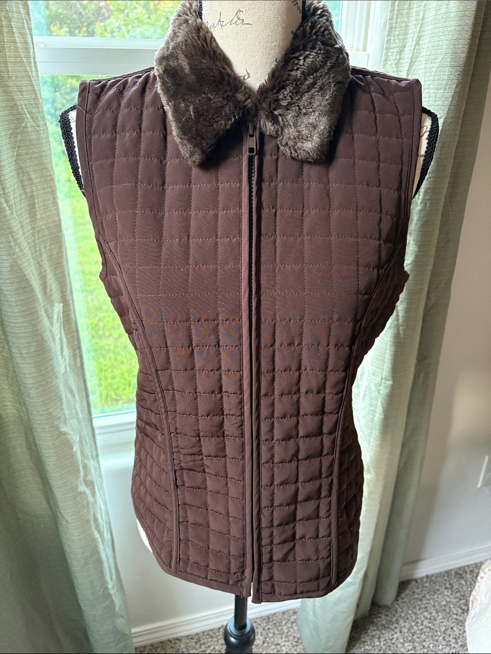 I.N. San Francisco Quilted Brown Vest with Faux Fur Collar